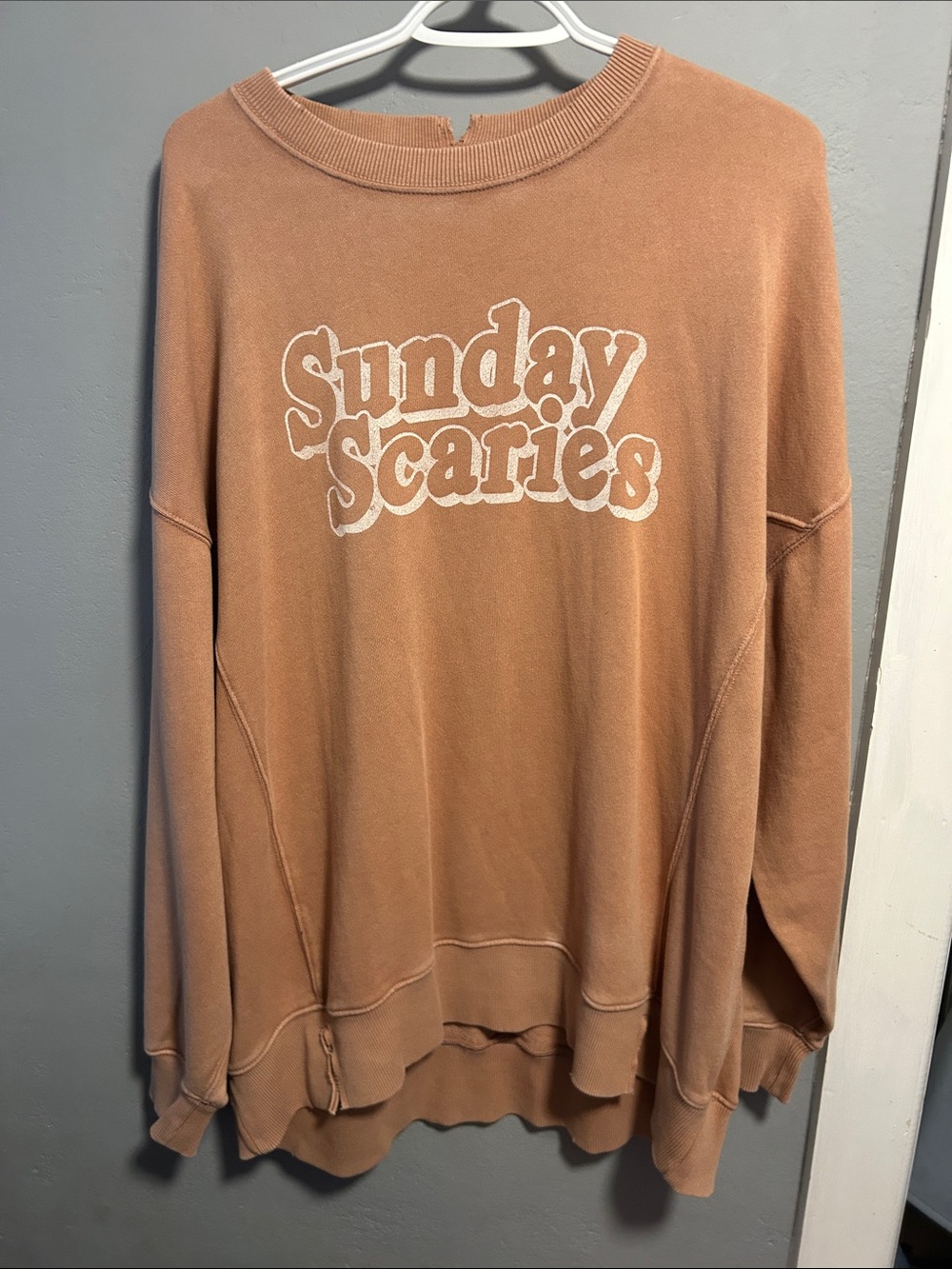 aerie 'Sunday Scaries' pullover sweatshirt in dusty peach